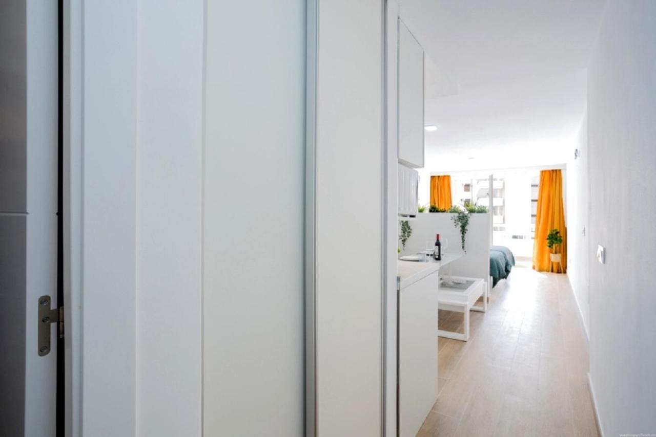 319 Modern Accommodation,Sea View, Wi Fi And Pool Playa de las Américas Extérieur photo